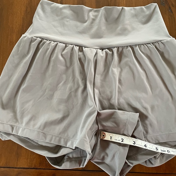 NWT HALARA SoftlyZero™ Airy Super High Waisted Cool Touch Shorts w/ Pockets - Picture 6 of 10